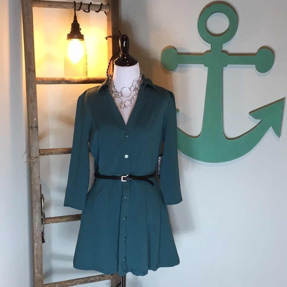 Green Button down dress- NWT